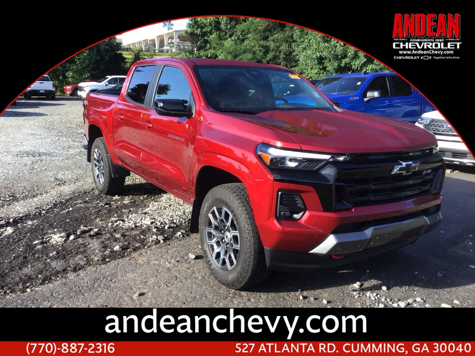Used 2024 Chevrolet Colorado Z71 w/ Z71 Convenience Package 2