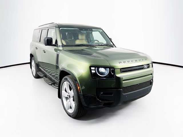 New 2026 Land Rover Defender 130 X-Dynamic SE AWD/4WD image 3