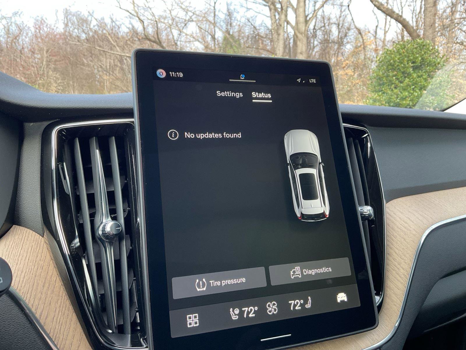 New 2026 Volvo XC60 B5 Plus w/ Climate Package image 23