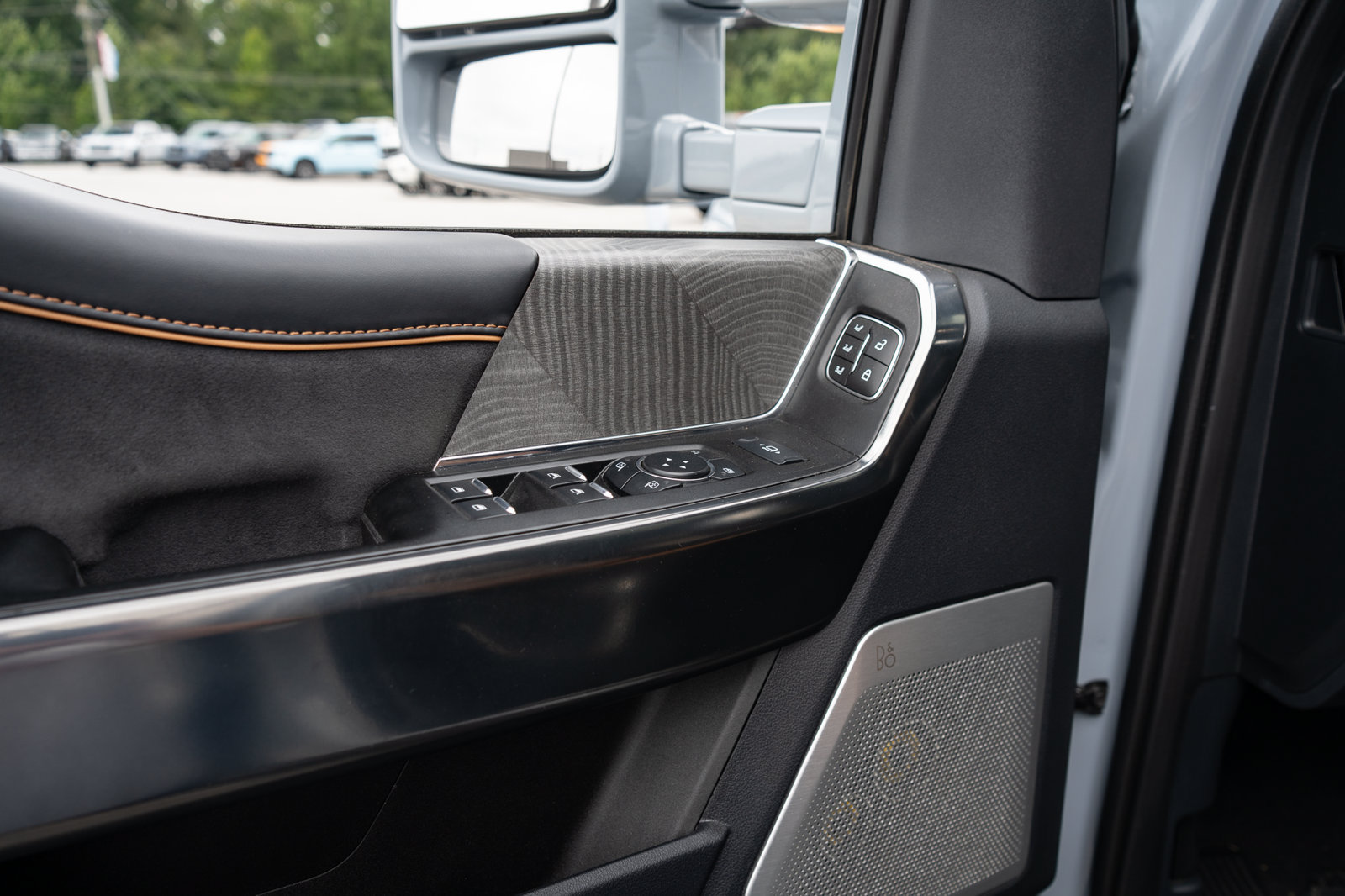 Used 2024 Ford F250 Platinum AWD/4WD image 22
