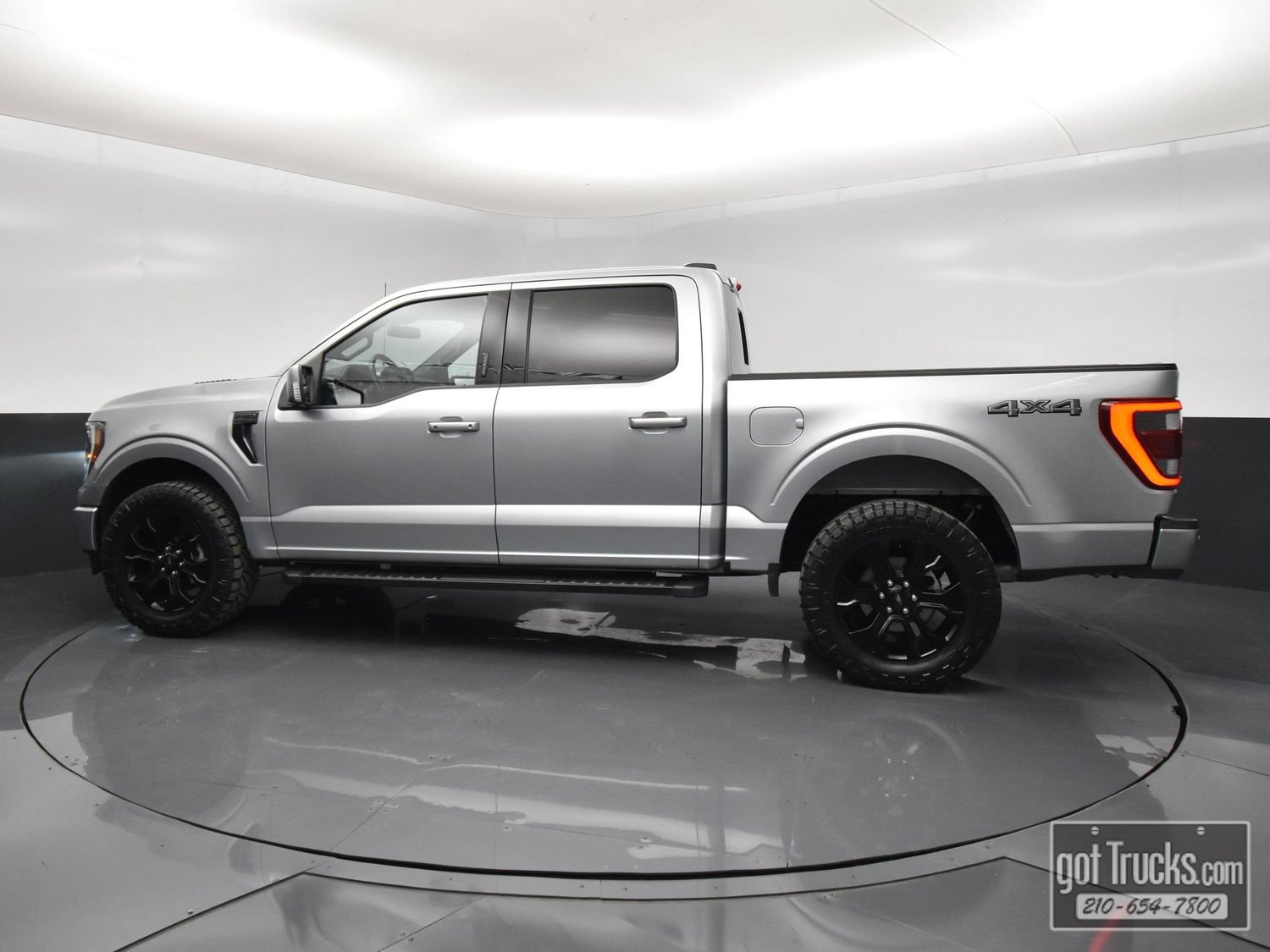 Used 2023 Ford F150 Lariat w/ Equipment Group 502A High AWD/4WD image 3