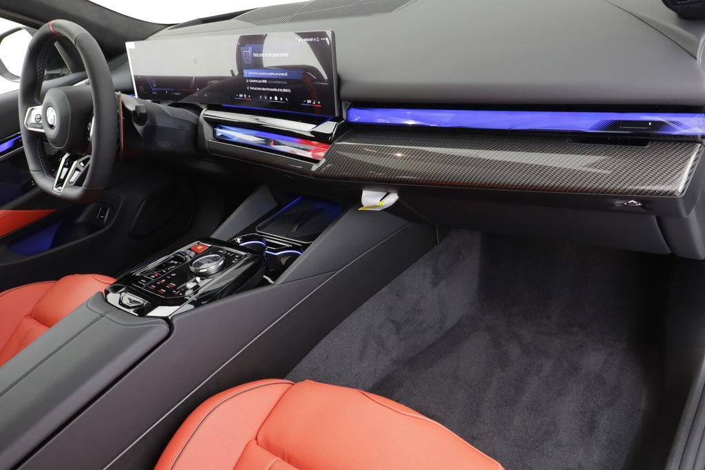 Used 2027 BMW M5 Touring AWD/4WD image 27