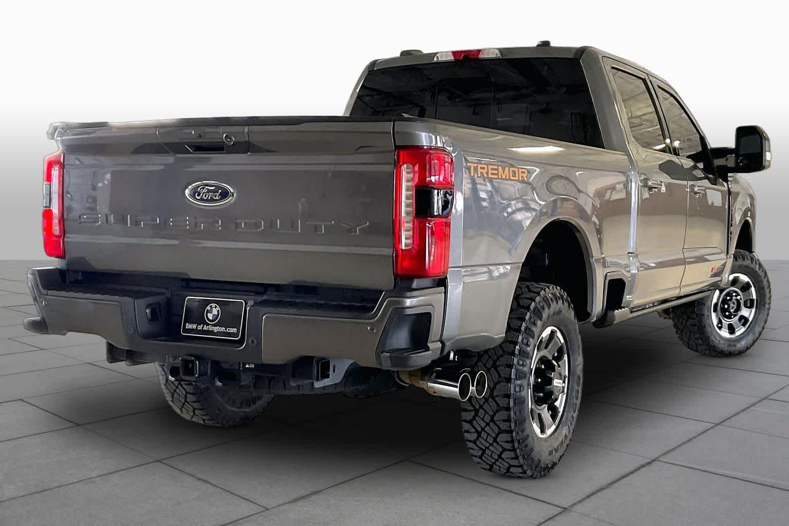 Used 2024 Ford F250 Lariat w/ Lariat Ultimate Package AWD/4WD image 12