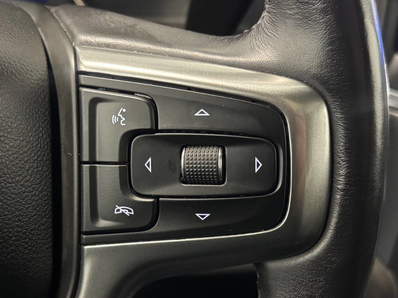 Used 2019 Chevrolet Silverado 1500 RST image 38