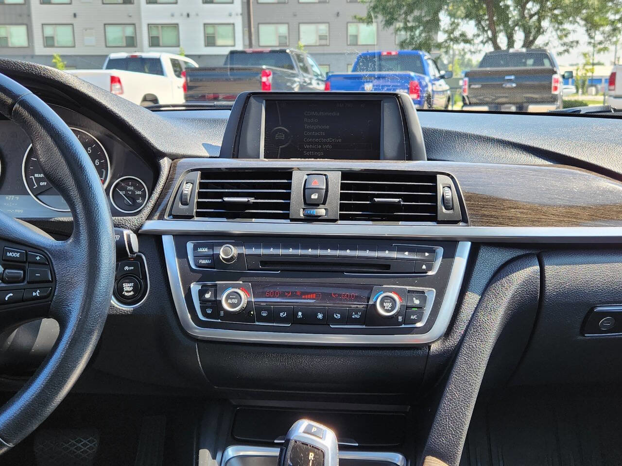 Used 2014 BMW 328i xDrive Sedan image 18