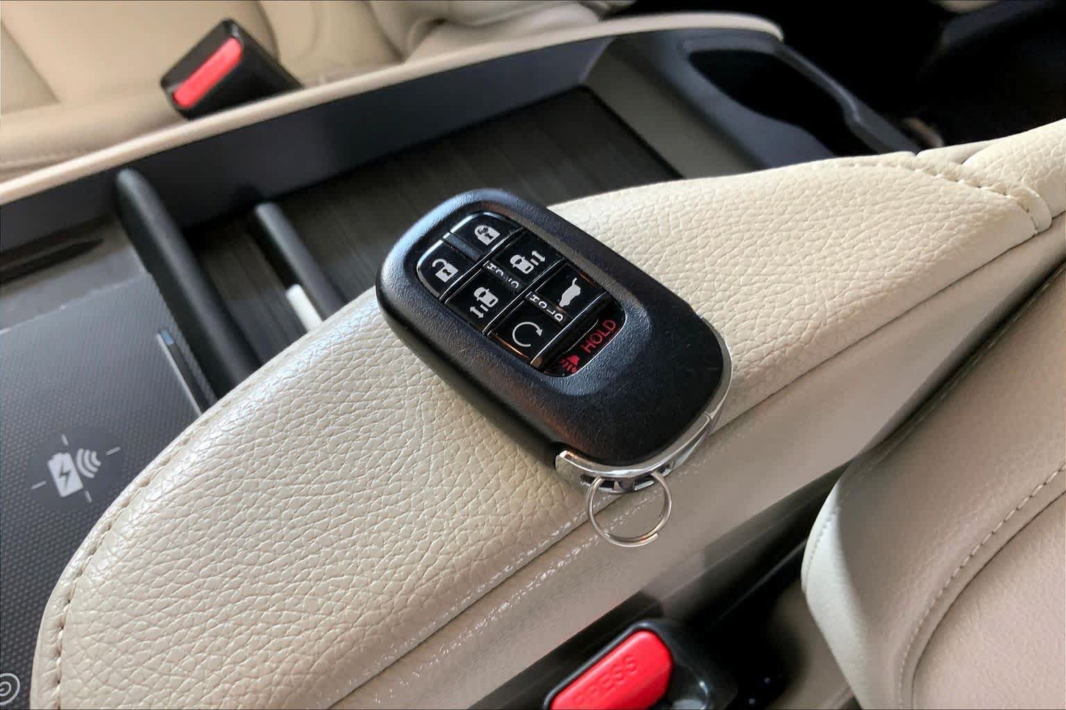 Used 2025 Honda Odyssey EX-L image 15