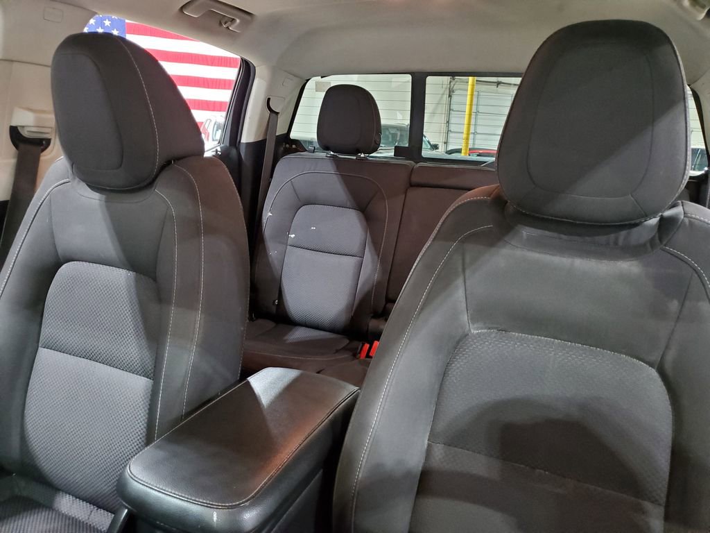 Used 2020 Chevrolet Colorado LT w/ Safety Package RWD image 35