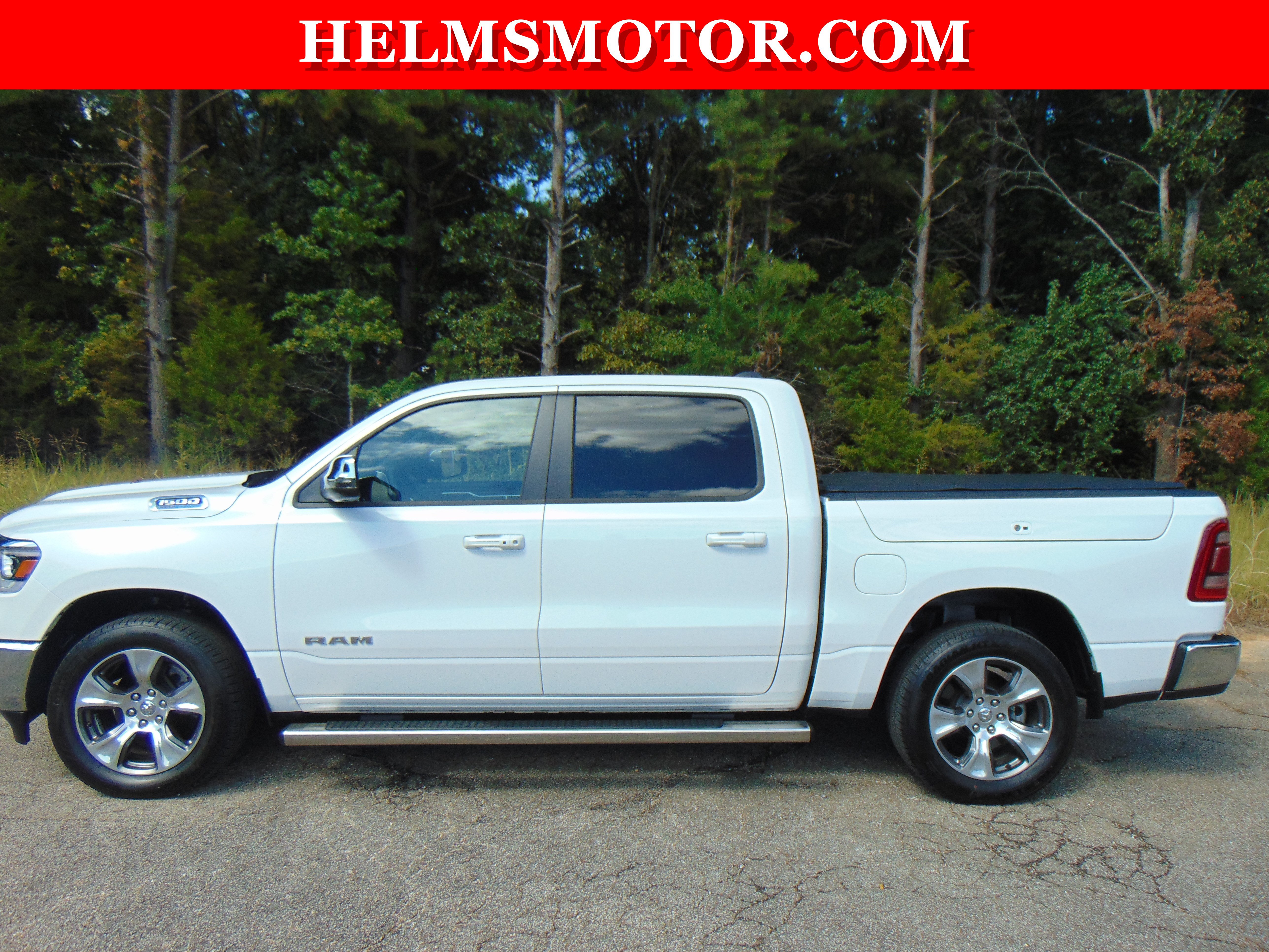 Used 2024 RAM 1500 Laramie AWD/4WD image 2