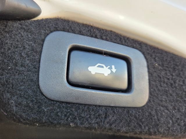 Used 2013 Lexus LS 460 w/ Comfort Pkg image 15