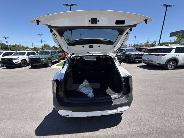 New 2026 Nissan Kicks SV w/ Cold Weather Package AWD/4WD image 19