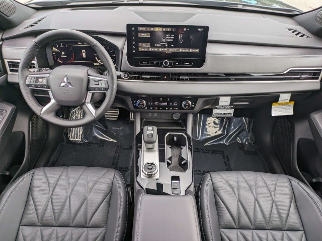 New 2026 Mitsubishi Outlander SEL Black Edition FWD image 15
