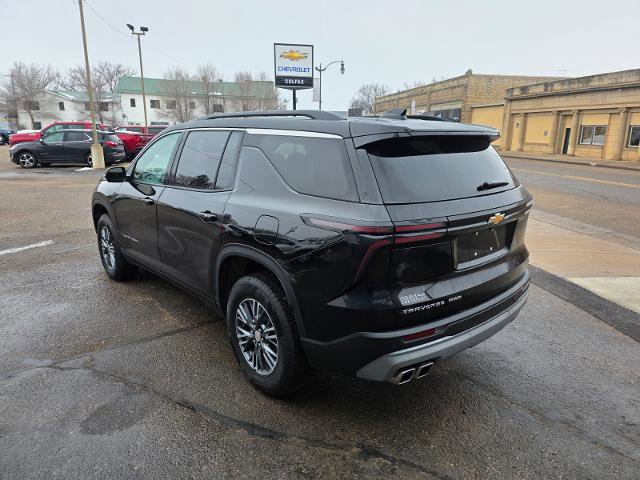 Used 2024 Chevrolet Traverse LT w/ Trailering Package image 6