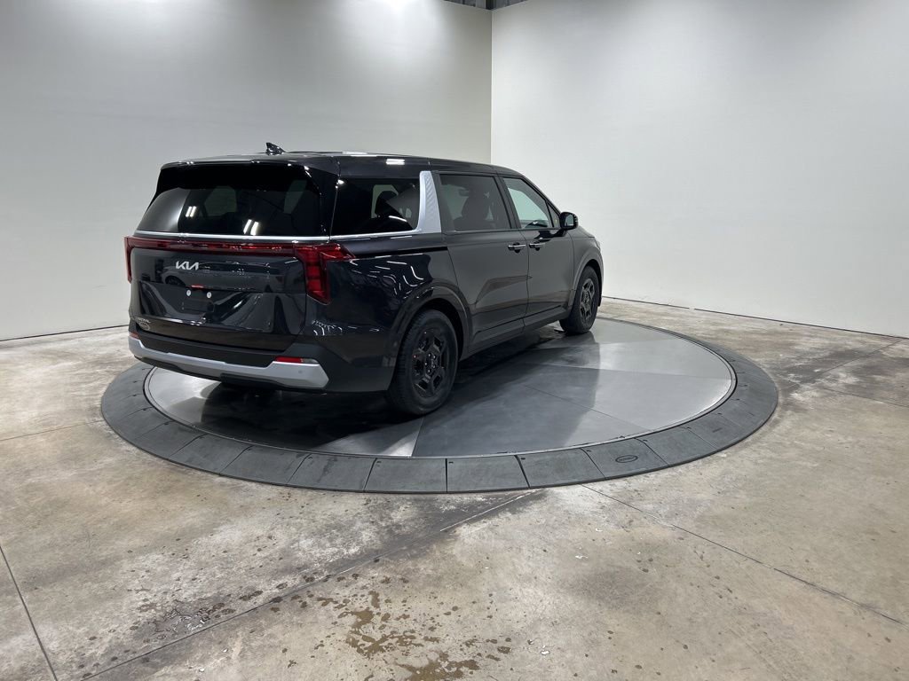 New 2026 Kia Carnival image 5