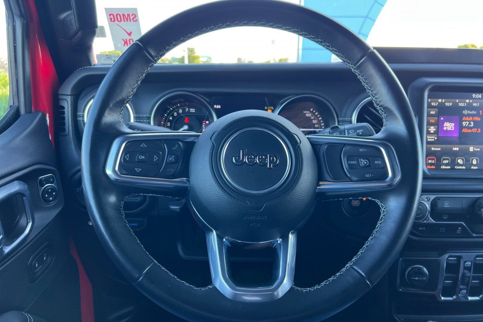 Used 2022 Jeep Wrangler Unlimited Sahara AWD/4WD image 26
