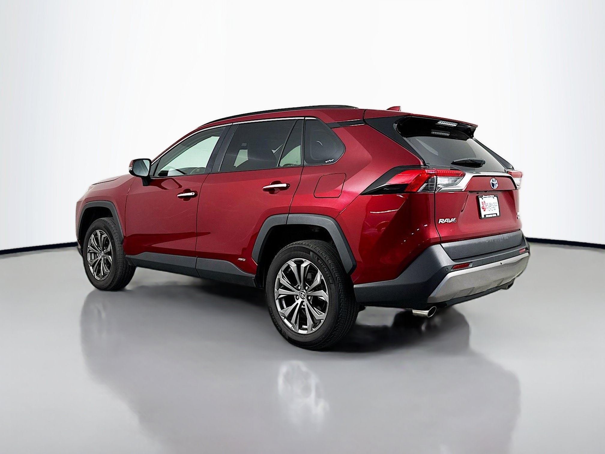 Certified 2022 Toyota RAV4 Limited AWD/4WD image 5