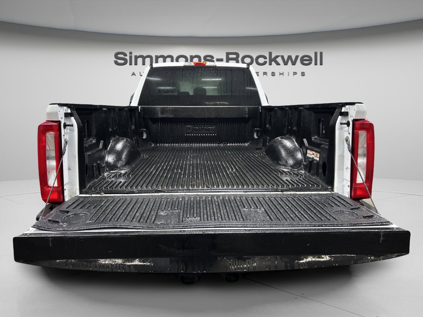 Used 2024 Ford F250 XLT AWD/4WD image 8