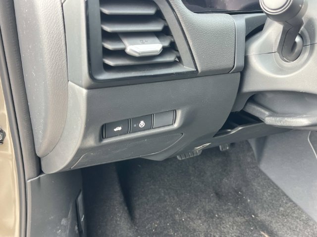 New 2026 Nissan Sentra SV w/ SV Convenience Package FWD image 24