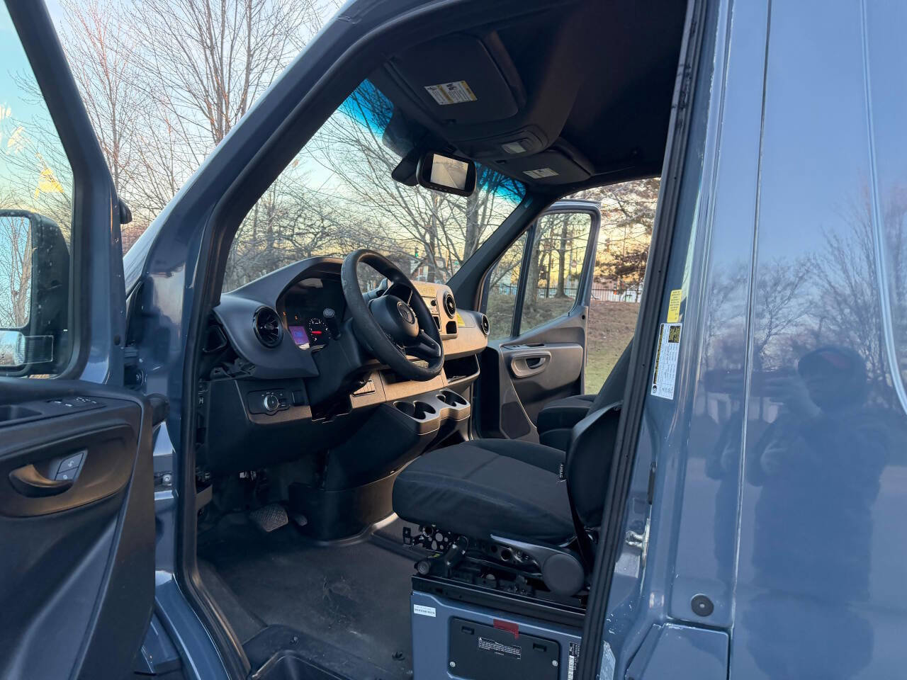 Used 2019 Mercedes-Benz Sprinter 144 image 11