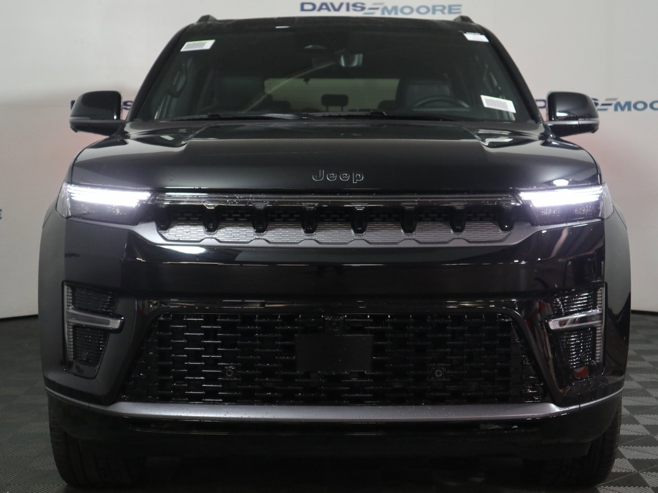 New 2026 Jeep Grand Wagoneer Summit image 14