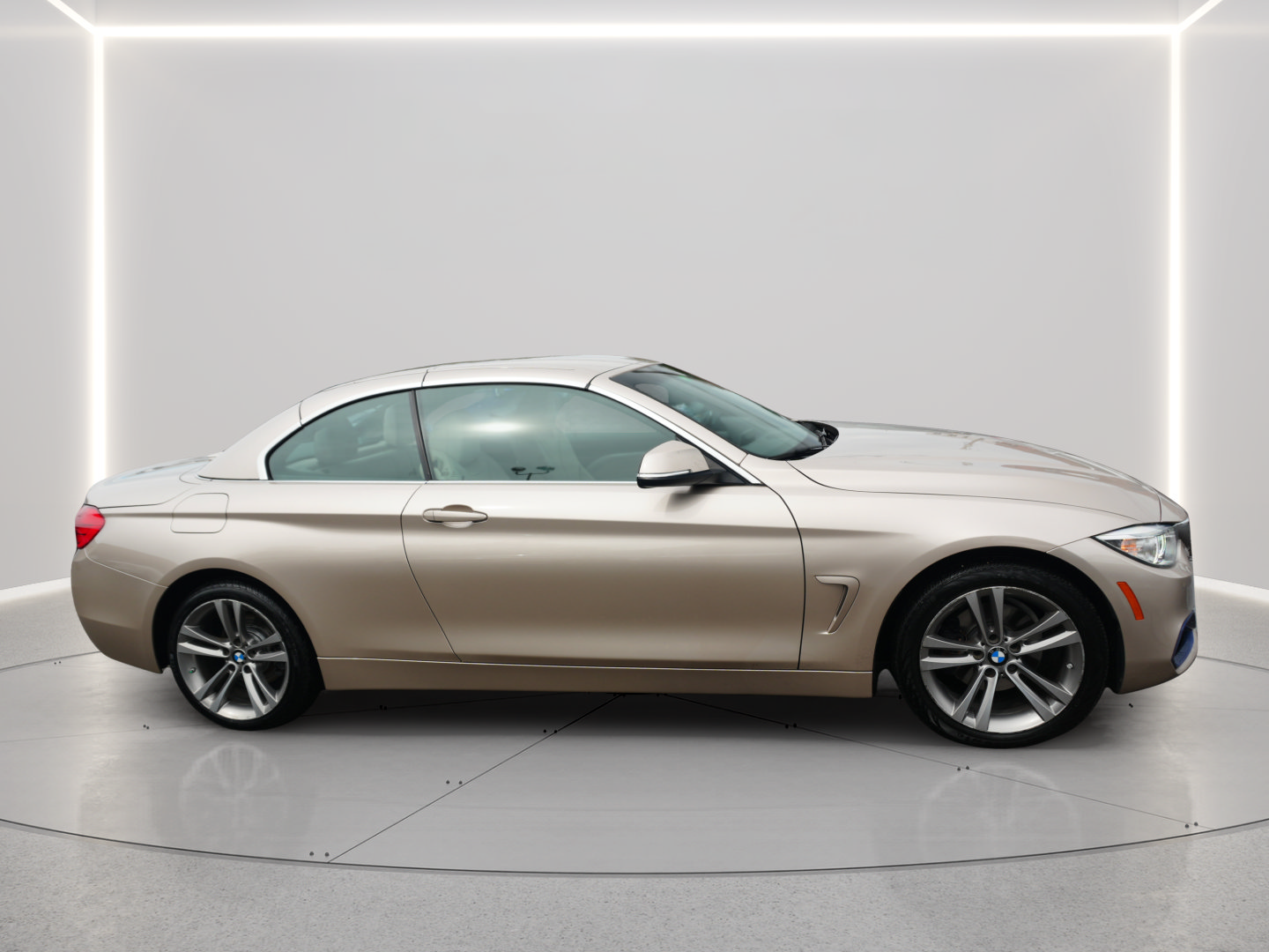 Used 2017 BMW 430i xDrive Convertible AWD/4WD image 12