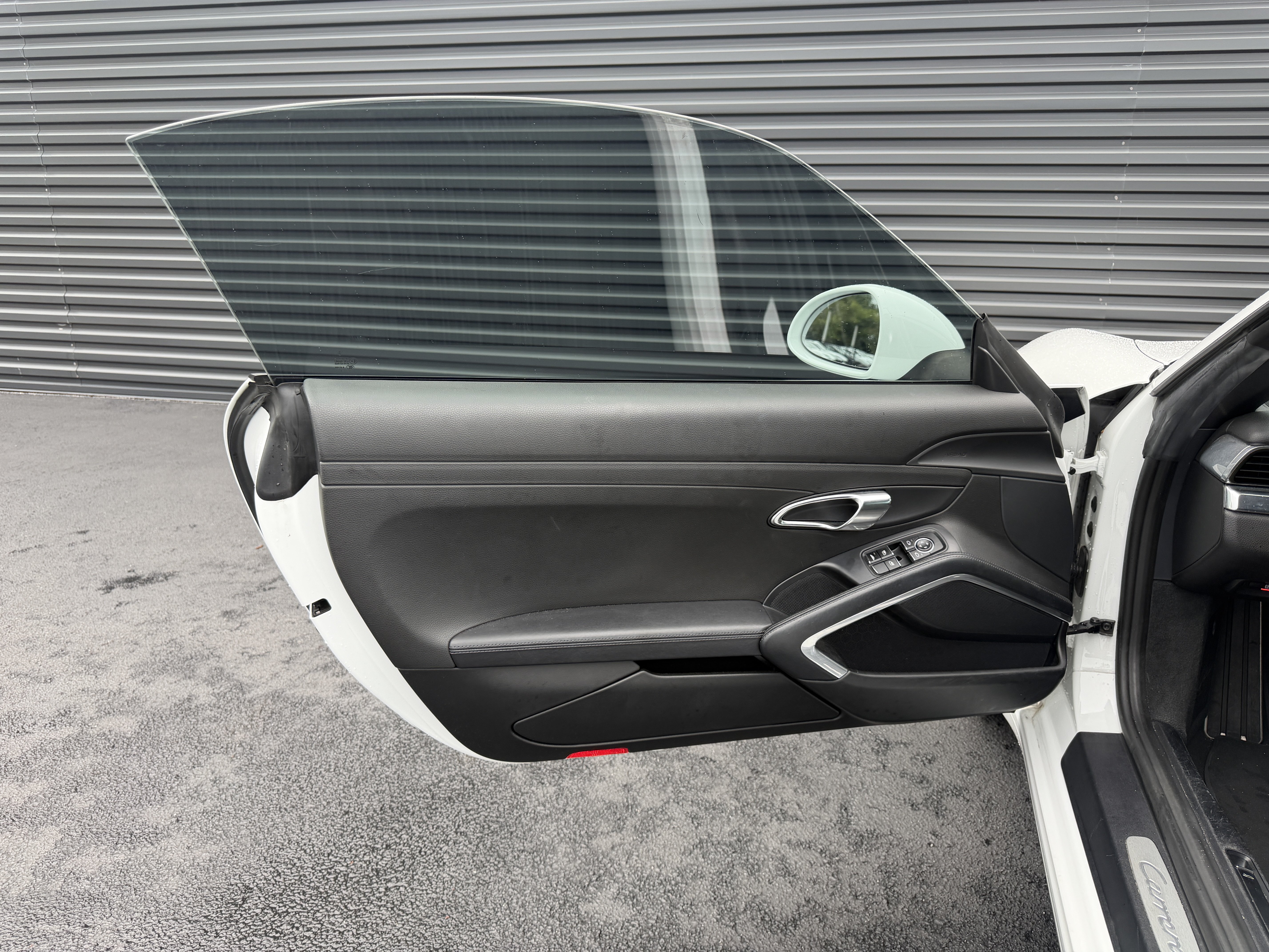 Used 2014 Porsche 911 Carrera RWD image 21