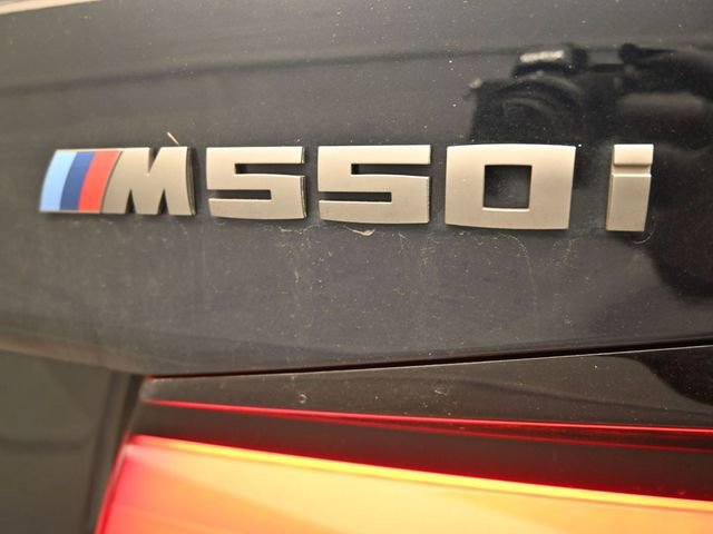 Used 2023 BMW M550i xDrive w/ Dynamic Handling Package image 24