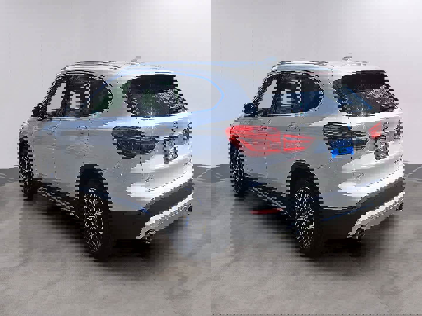 Used 2020 BMW X1 xDrive28i w/ Convenience Package AWD/4WD image 6