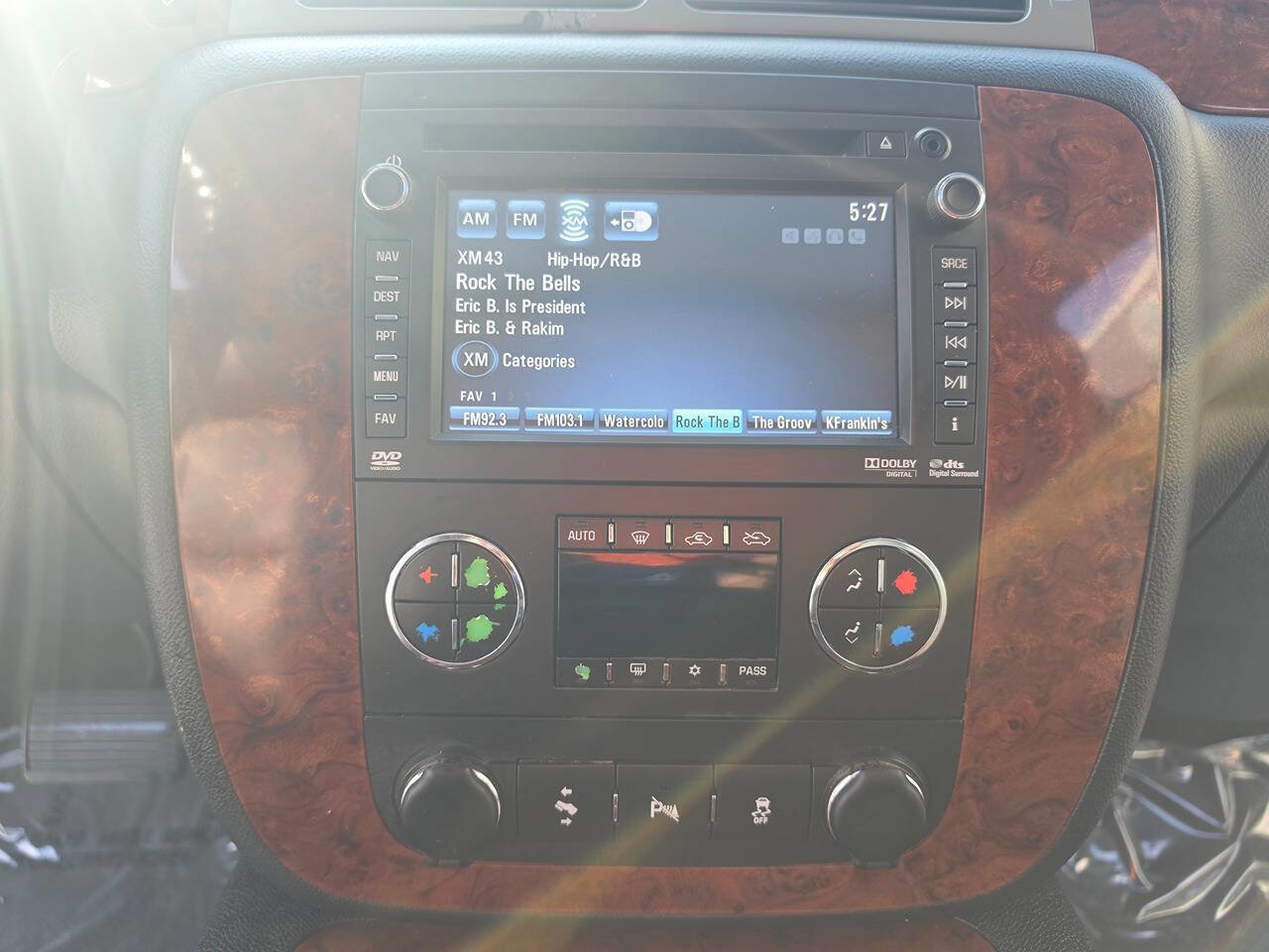 Used 2012 Chevrolet Avalanche LTZ RWD image 35