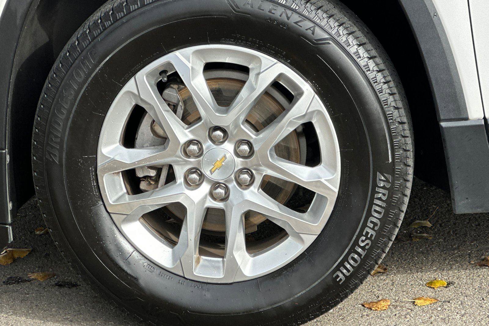 Used 2018 Chevrolet Traverse LT image 27