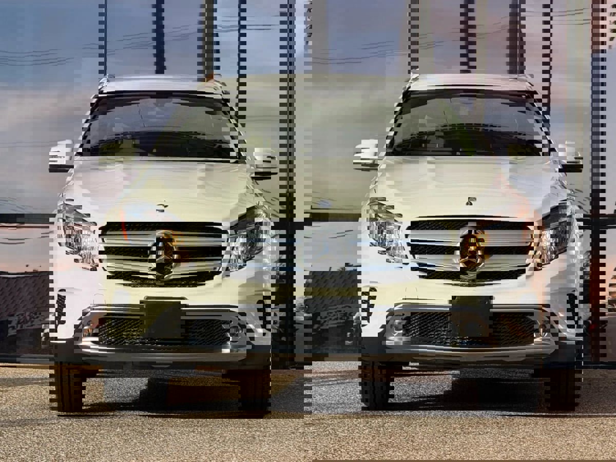 Used 2015 Mercedes-Benz GLA 250 4MATIC image 21