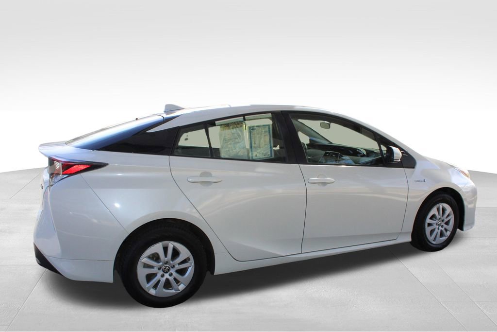 Used 2016 Toyota Prius Two image 16