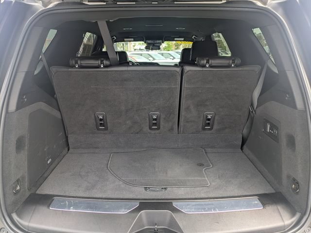 Used 2021 Cadillac Escalade Luxury RWD image 9