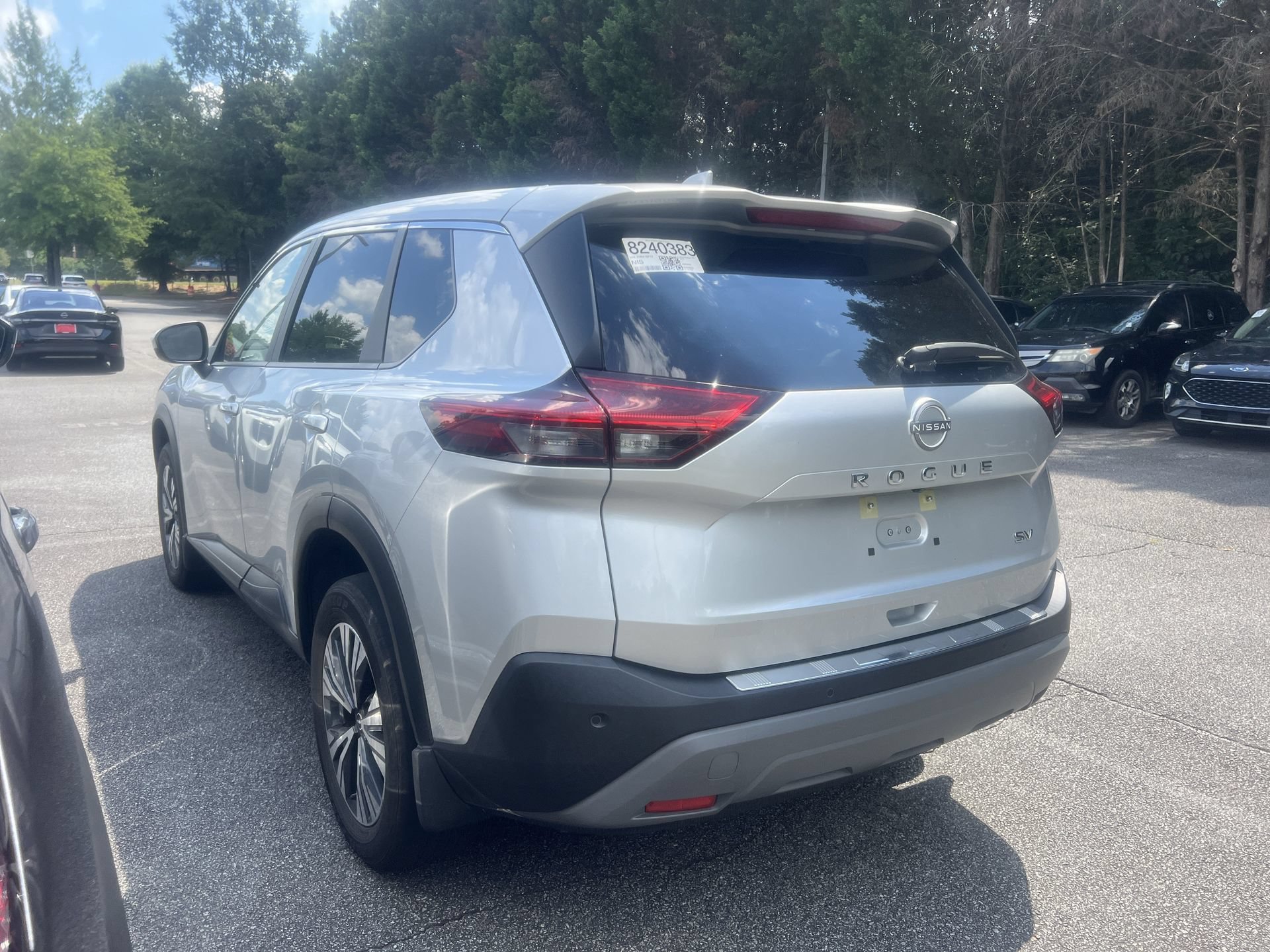 Certified 2023 Nissan Rogue SV FWD image 3