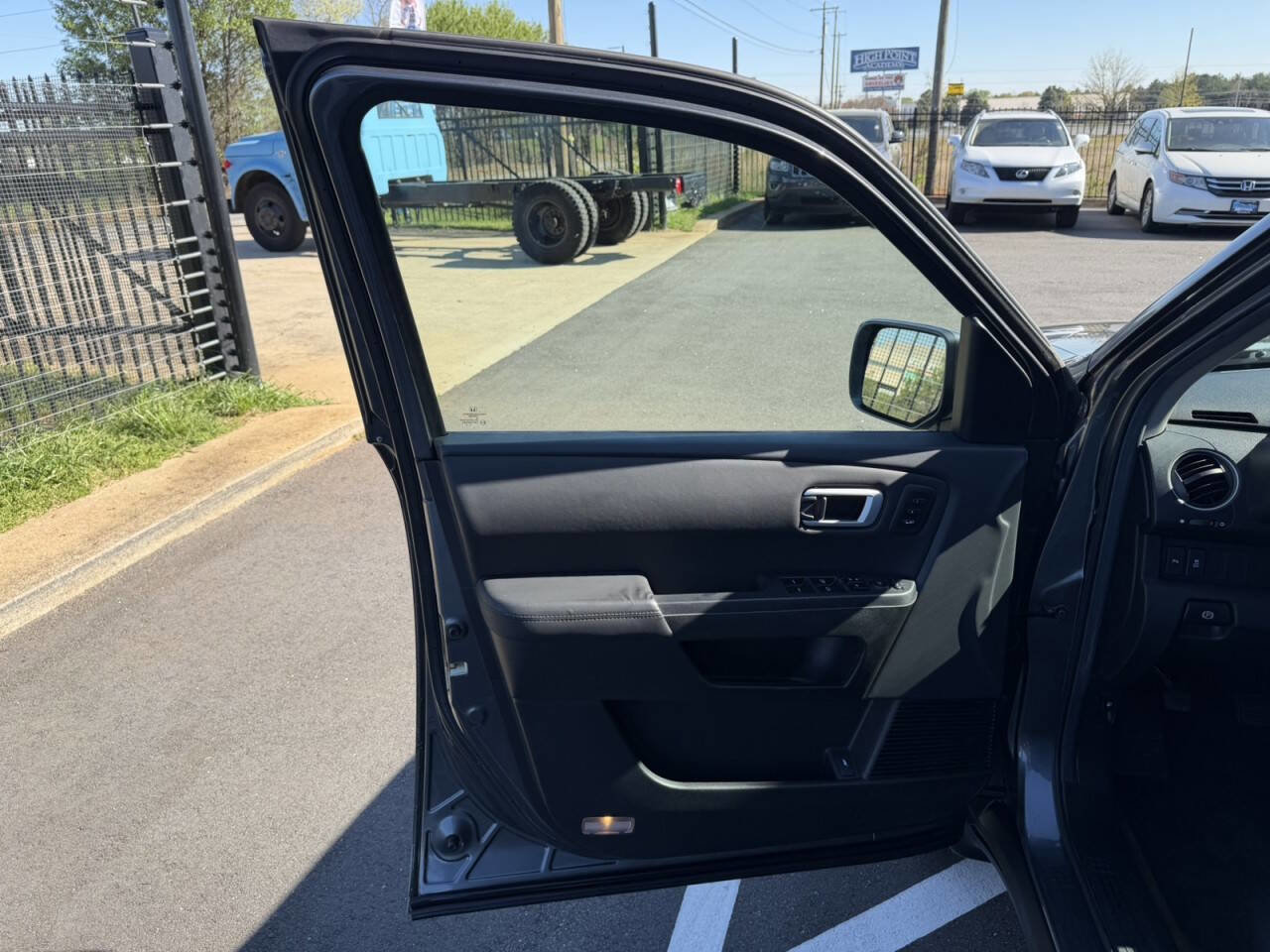 Used 2013 Honda Pilot Touring image 28