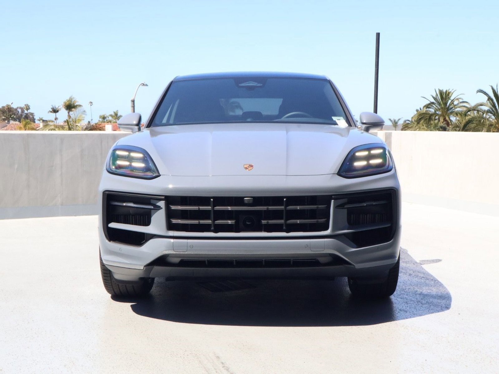 New 2026 Porsche Cayenne Coupe AWD/4WD image 6