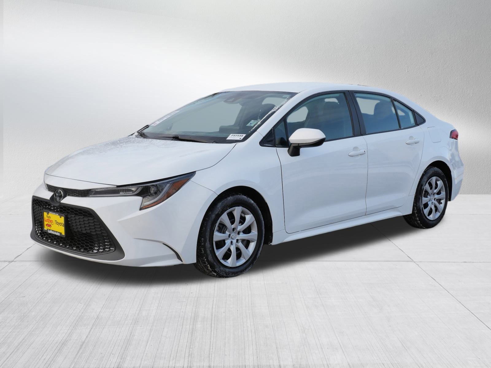 Certified 2022 Toyota Corolla LE image 3