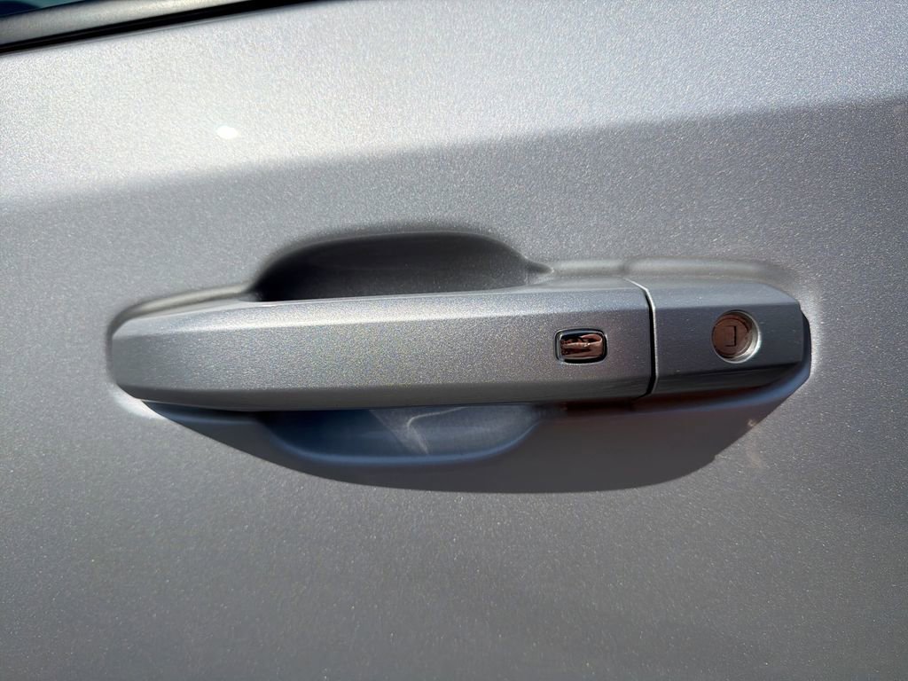 Used 2022 Chevrolet Silverado 1500 RST image 13