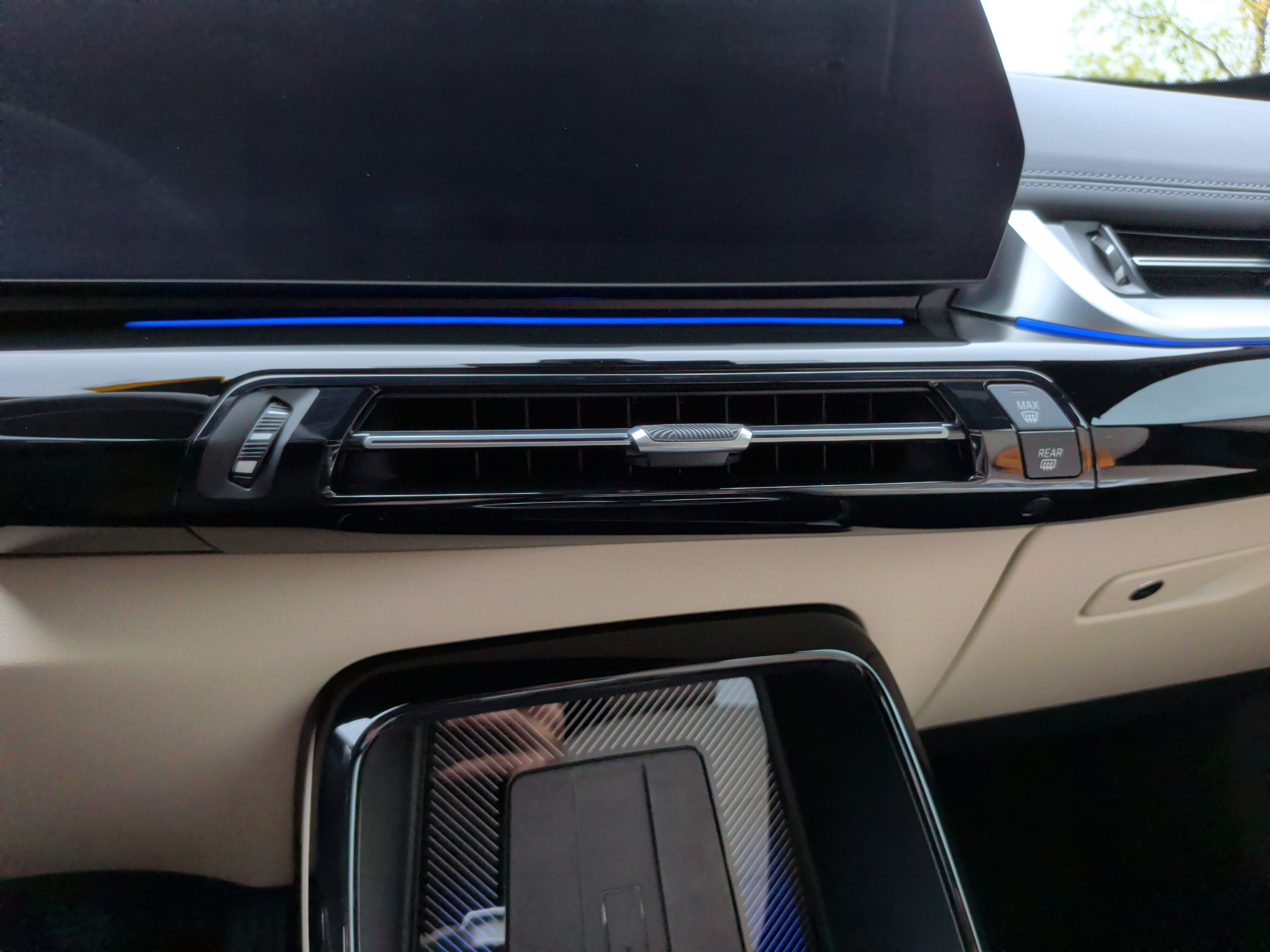 Certified 2023 BMW X1 xDrive28i w/ Convenience Package image 23