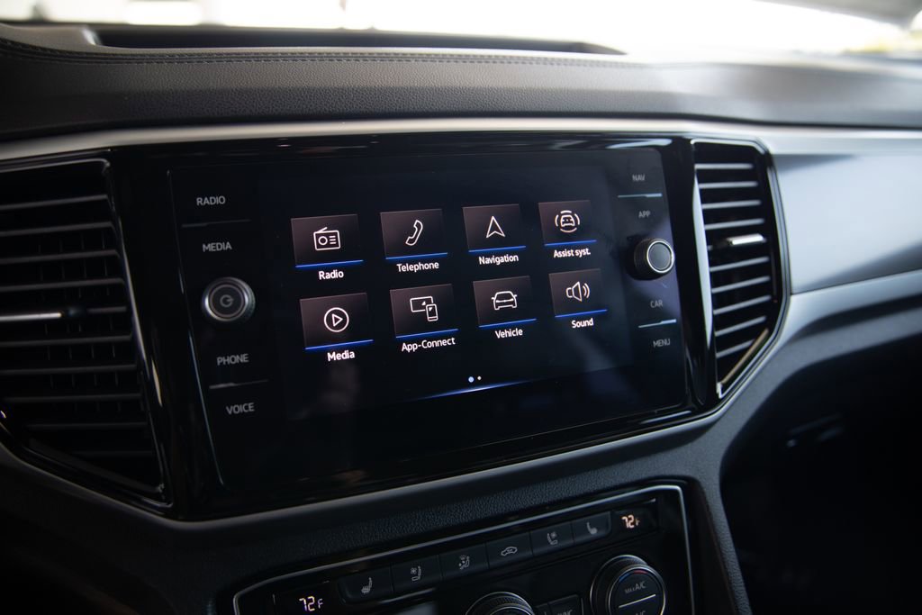 Used 2023 Volkswagen Atlas Cross Sport SEL Premium R-Line image 11