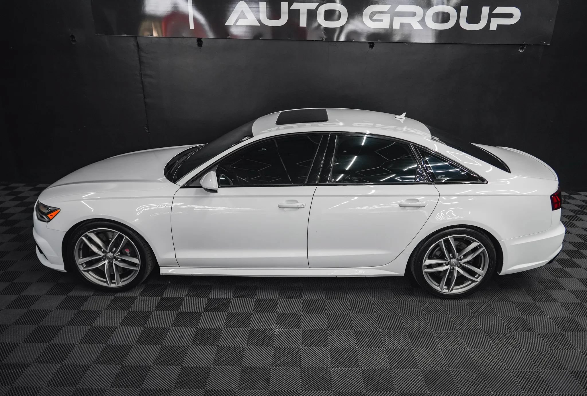 Used 2016 Audi S6 Prestige AWD/4WD image 27