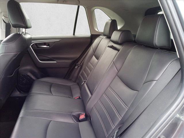 Used 2019 Toyota RAV4 Limited FWD image 14