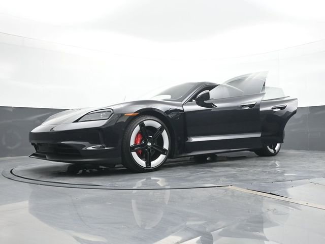 Used 2025 Porsche Taycan 4S image 32