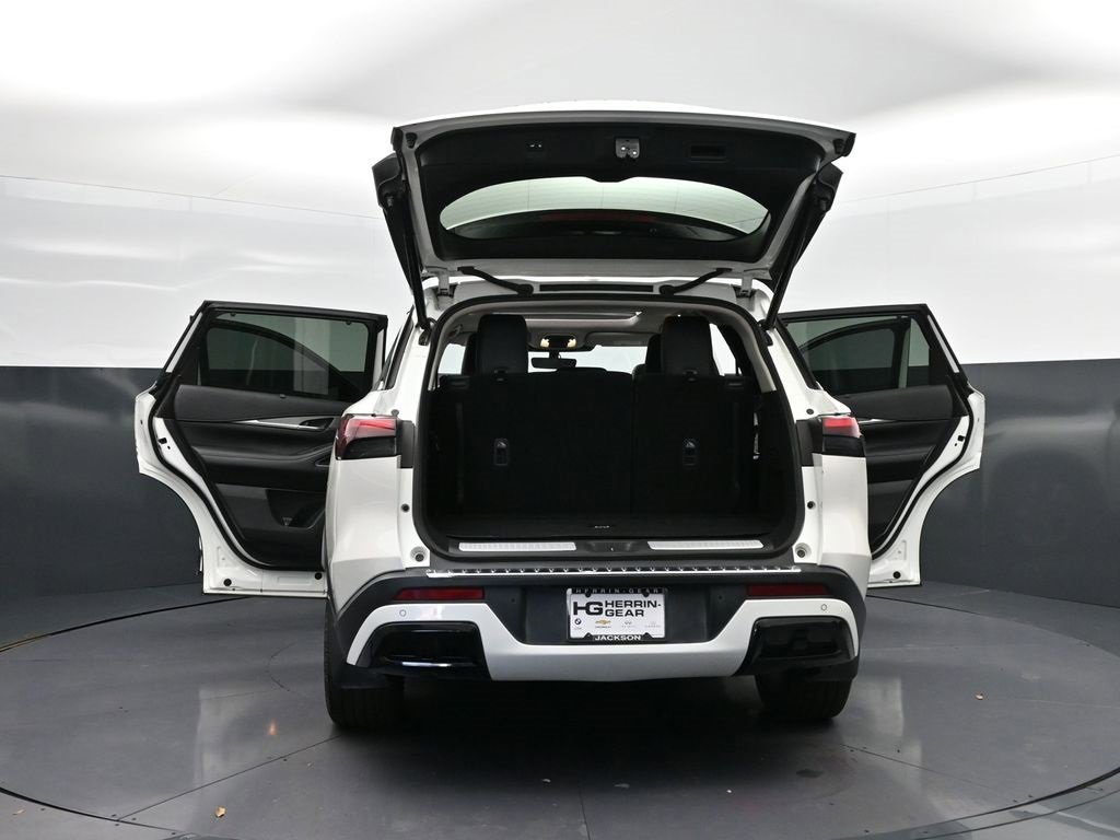 Certified 2023 INFINITI QX60 Luxe w/ Performance Audio Package image 54