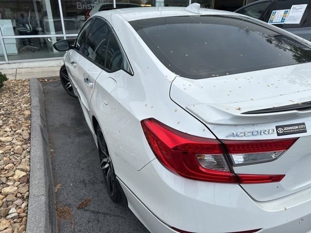 Used 2022 Honda Accord Touring image 11