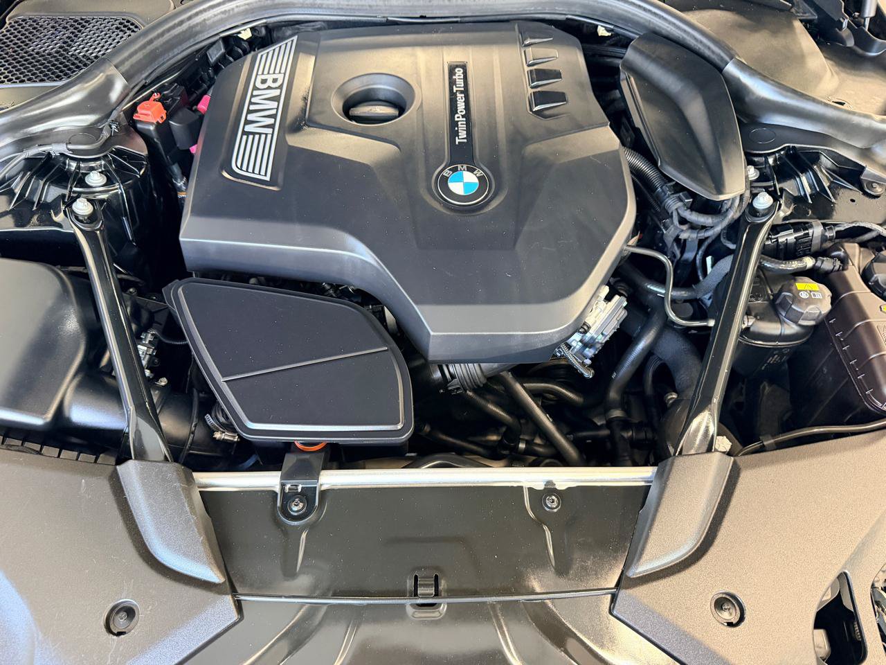 Used 2018 BMW 530i RWD image 46