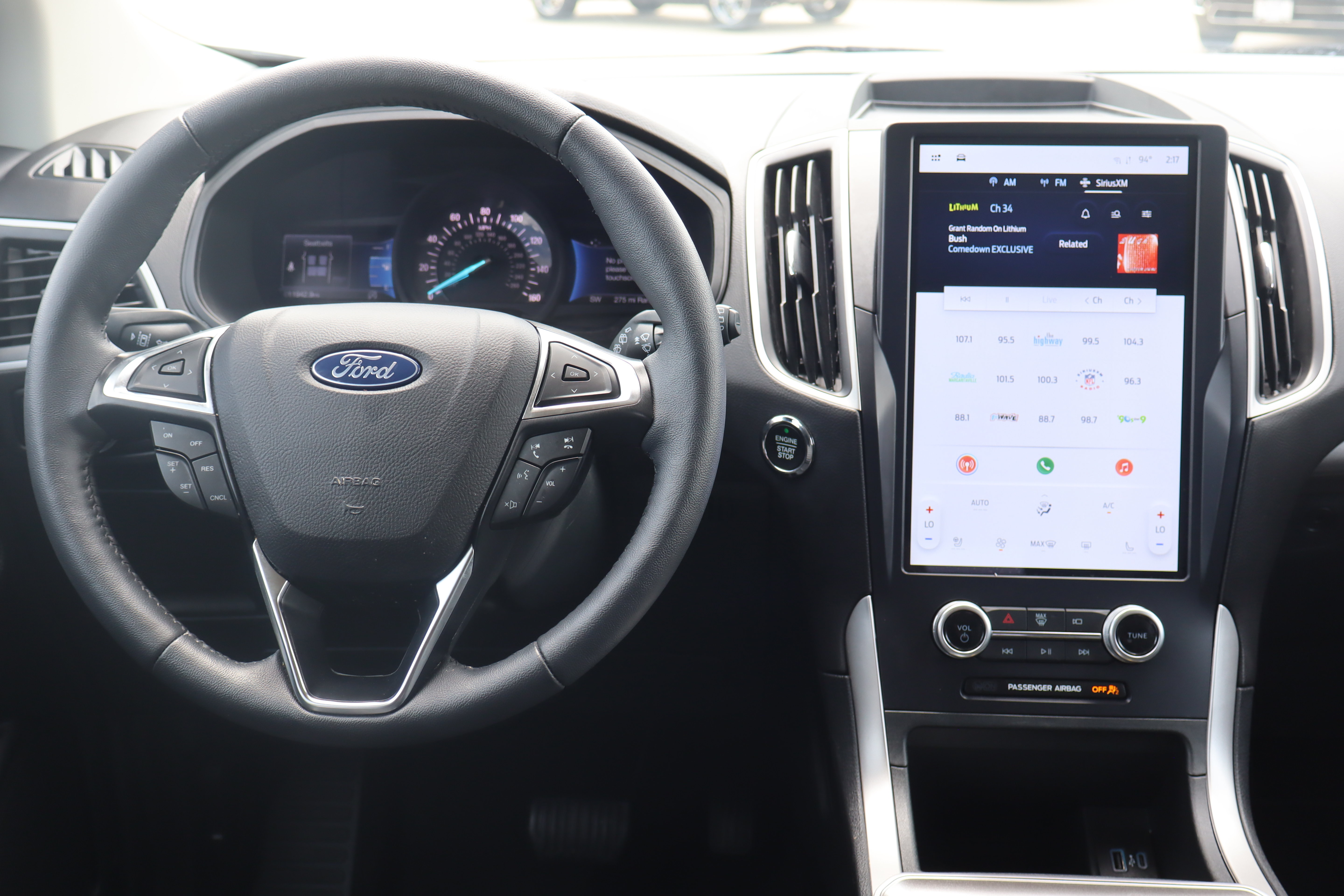 Used 2024 Ford Edge SEL w/ Convenience Package AWD/4WD image 14