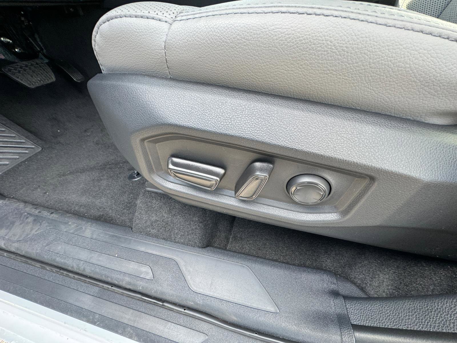 New 2026 Toyota Tundra SR5 image 16