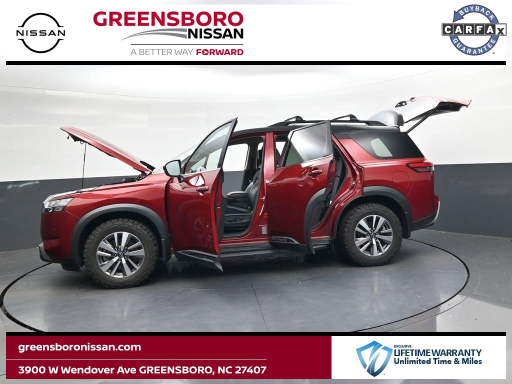 Used 2022 Nissan Pathfinder SL image 29