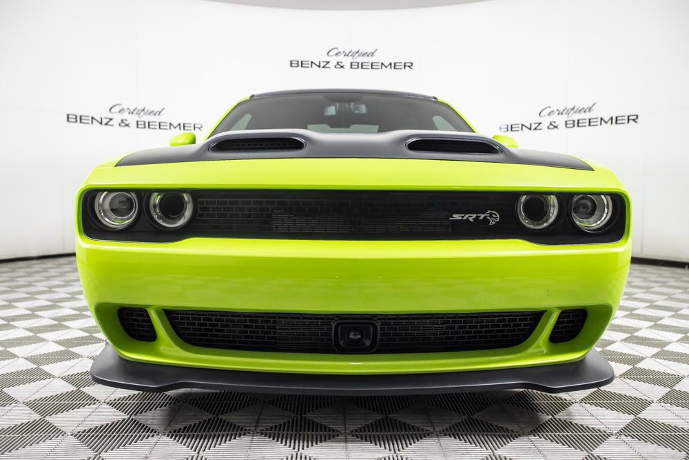 Used 2023 Dodge Challenger SRT Hellcat image 3