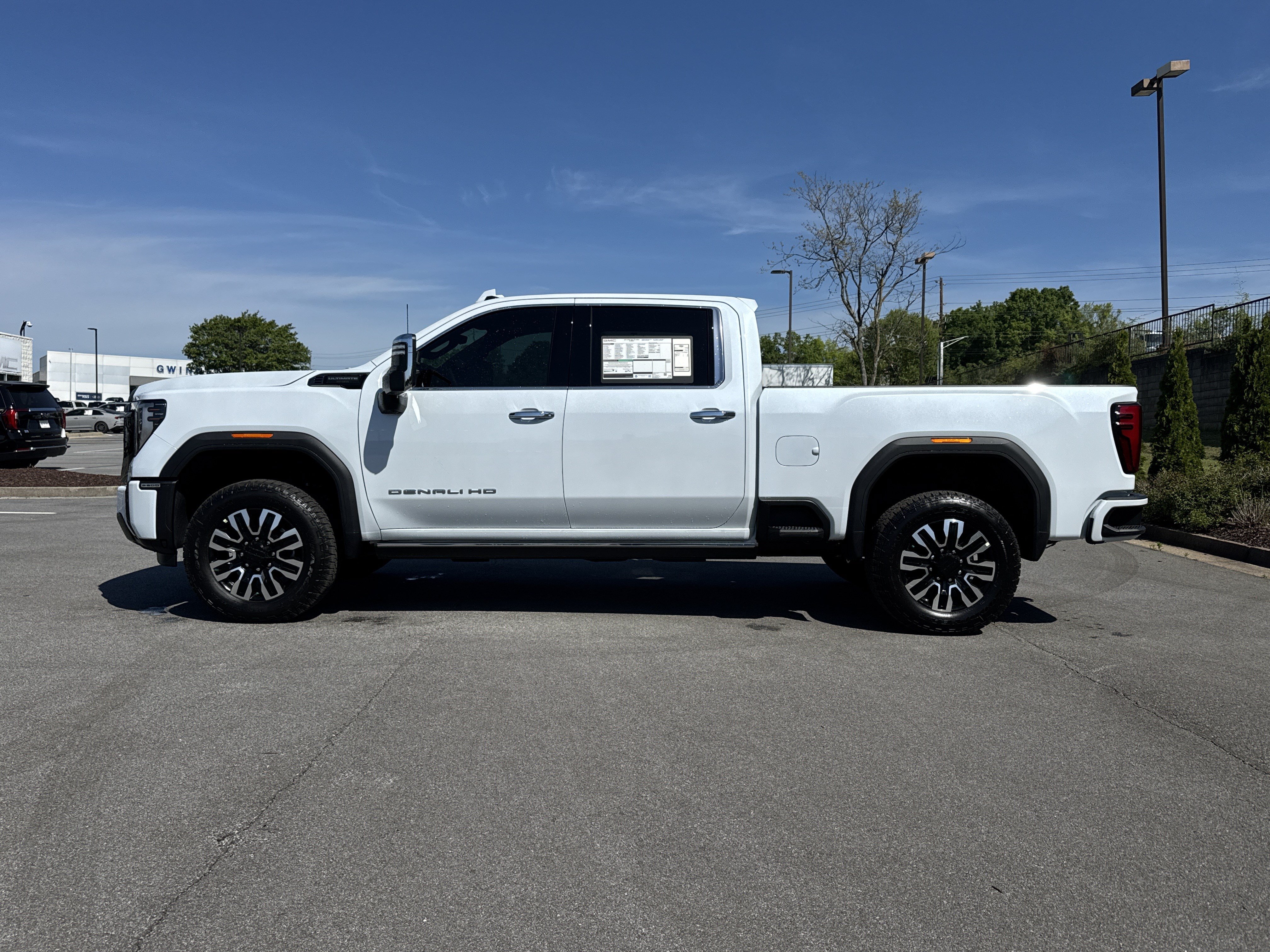 New 2026 GMC Sierra 2500 Denali Ultimate AWD/4WD image 7